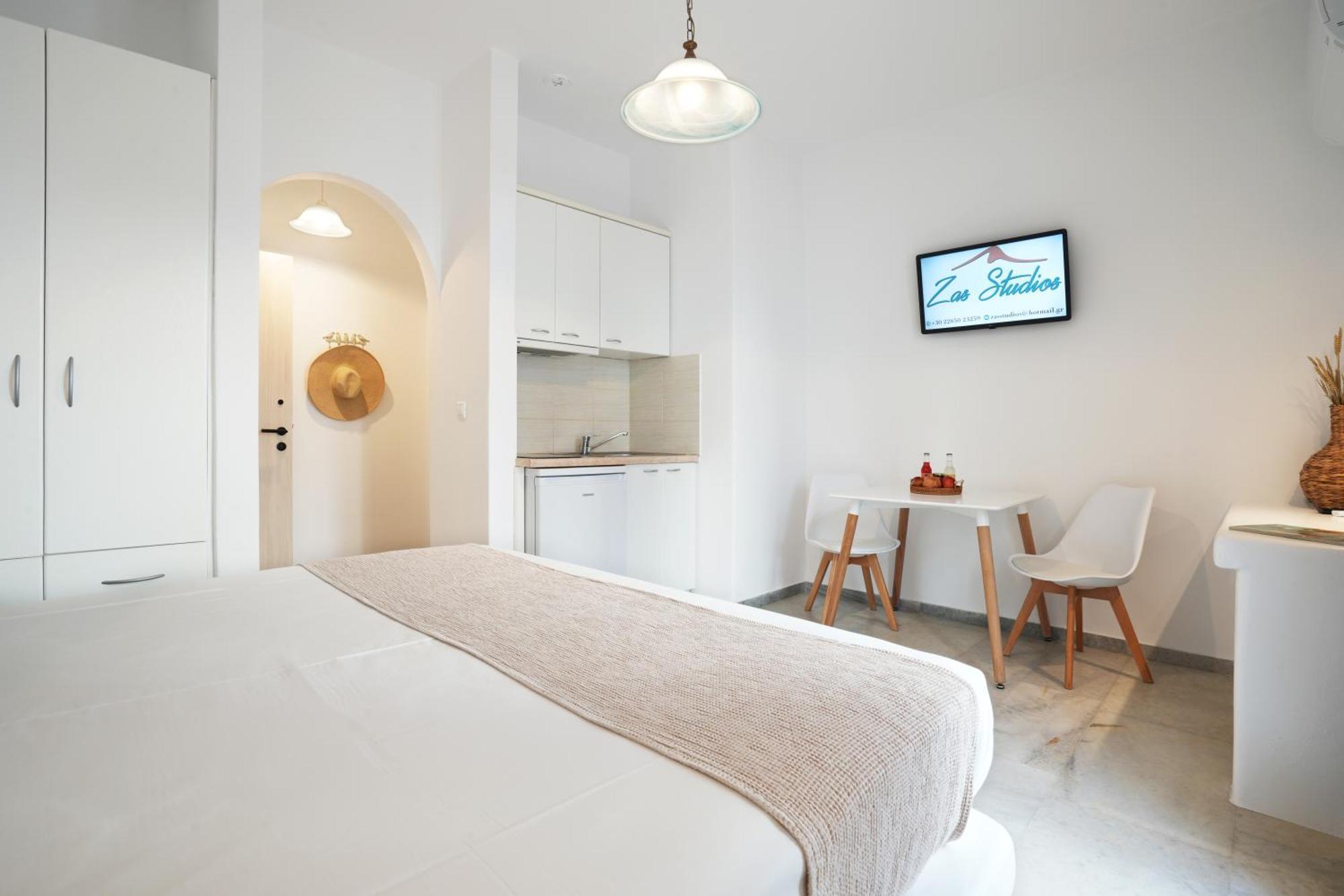 Zas Studios Naxos City Экстерьер фото