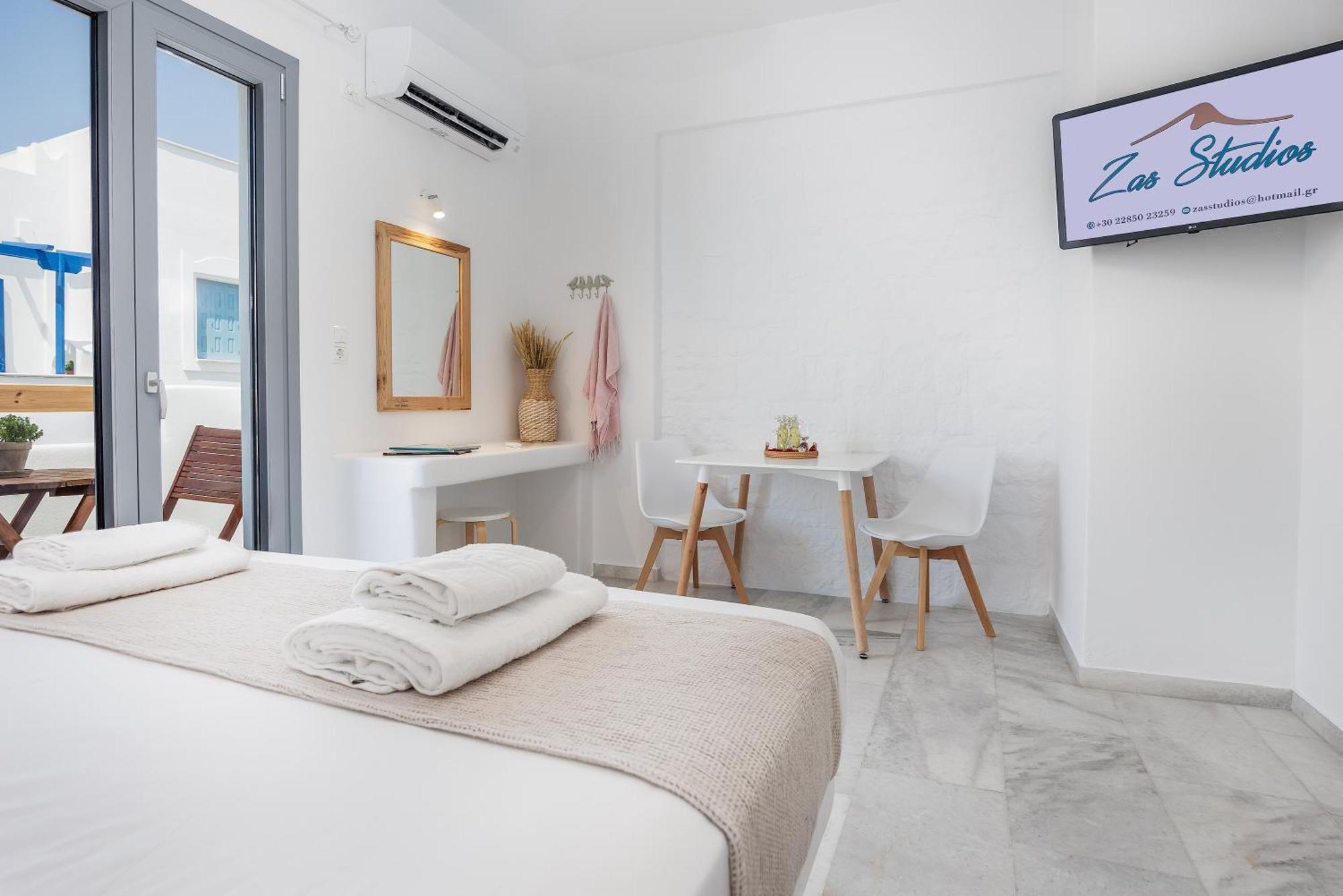 Zas Studios Naxos City Экстерьер фото